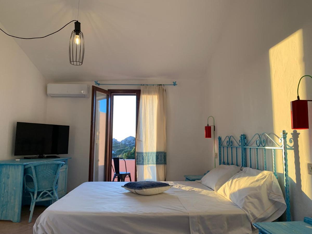 Godo Beach Hotel Baja Sardinia Exterior photo