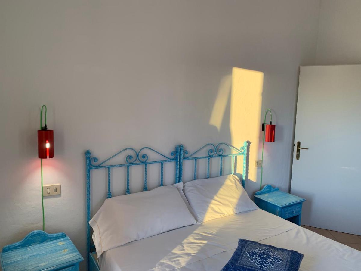 Godo Beach Hotel Baja Sardinia Exterior photo