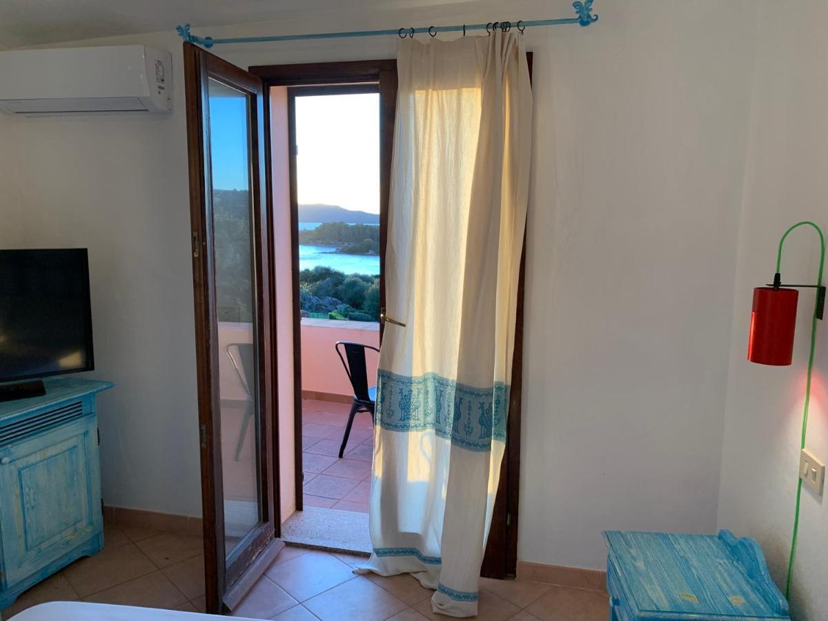 Godo Beach Hotel Baja Sardinia Exterior photo