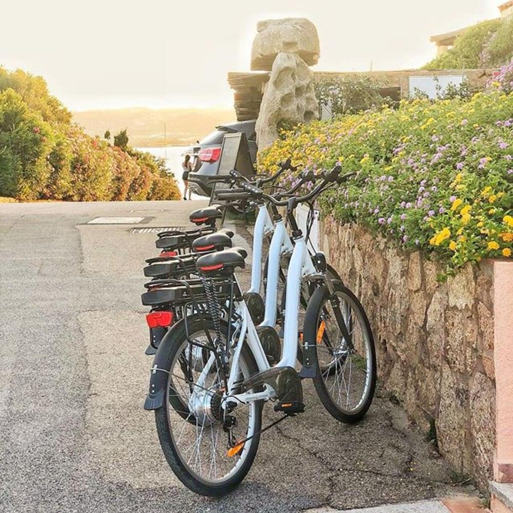 Godo Beach Hotel Baja Sardinia Exterior photo